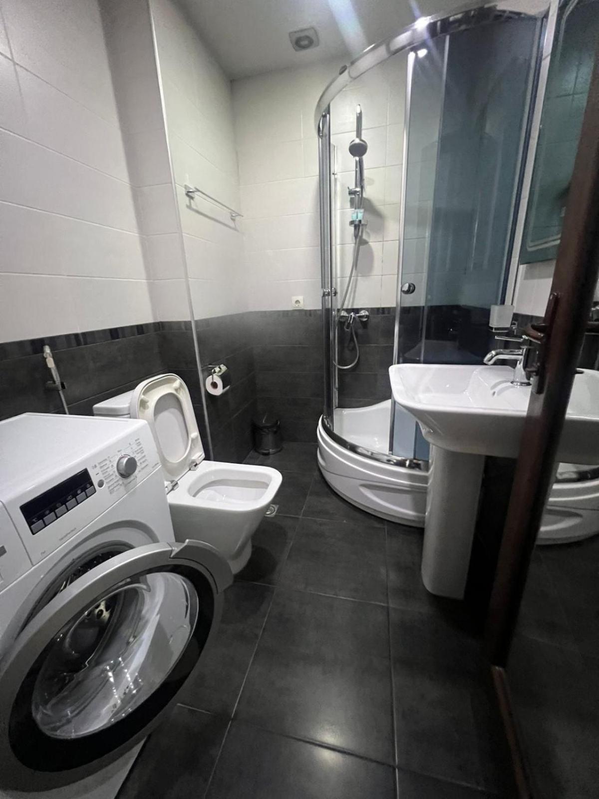 Seaview Panoramic Apartments Orbi Sea Towers Batumi Ngoại thất bức ảnh